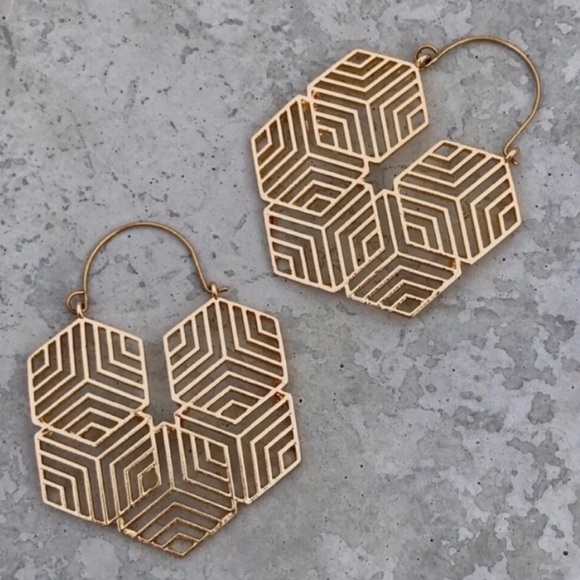 Anthropologie Jewelry - LAST ONE! ANTHROPOLOGIE GOLD hexagon HOOP EARRINGS